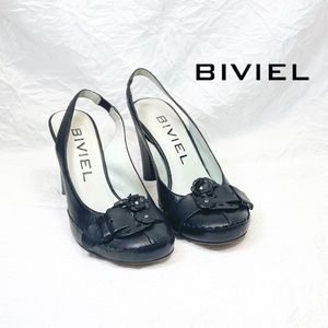 Biviel Anthropologie Slingback Pumps Black Leather Flower Buckle Size 6